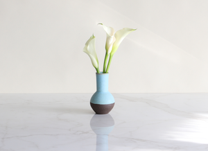 pro-shop-long-bud-vase